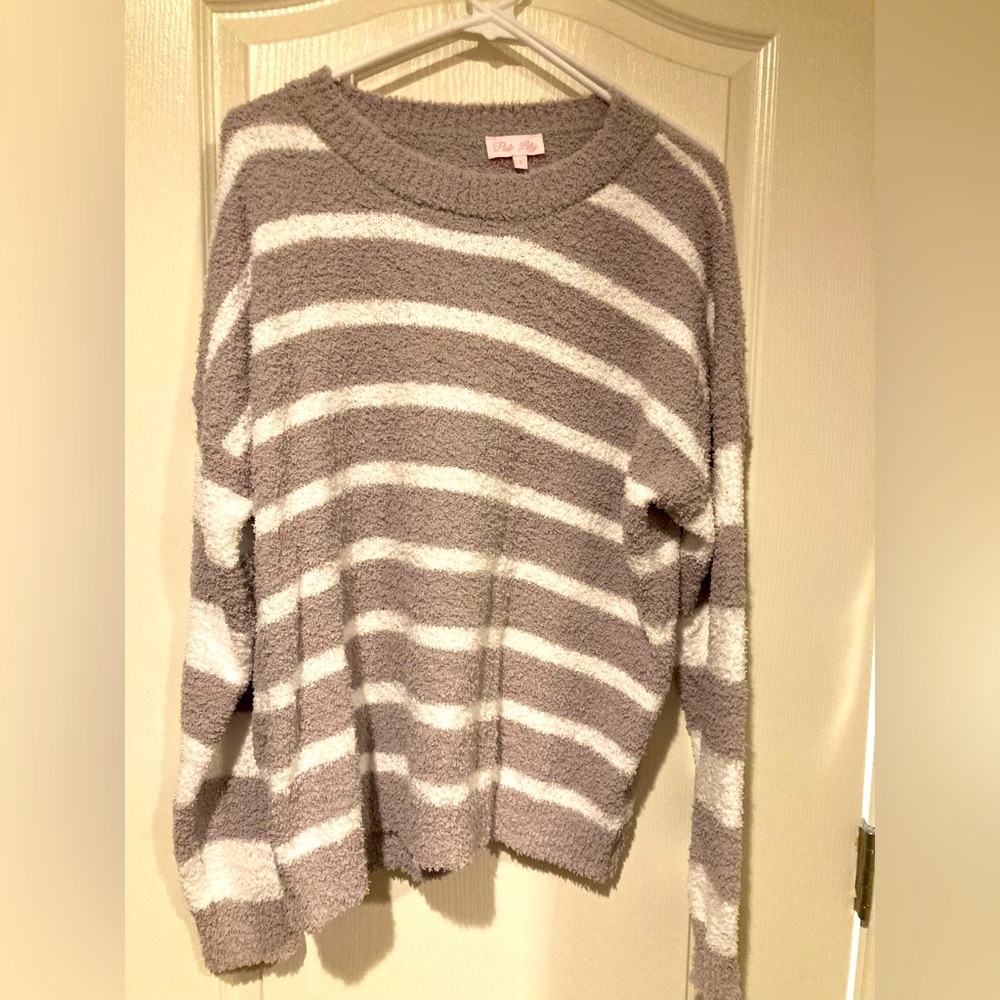 Never Worn Pink Lily Fuzzy Sweater